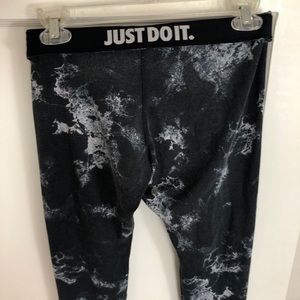 Nike leggings